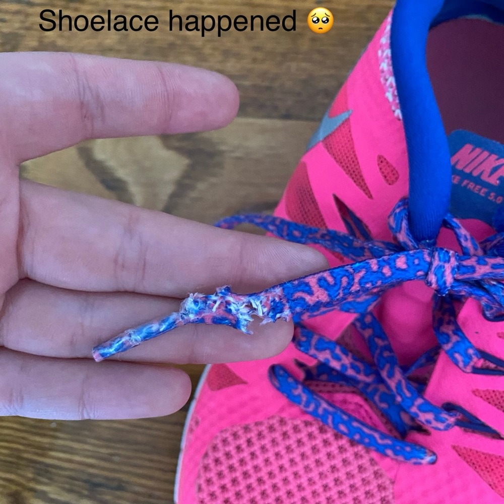 nike’s - Picture 2 of 2